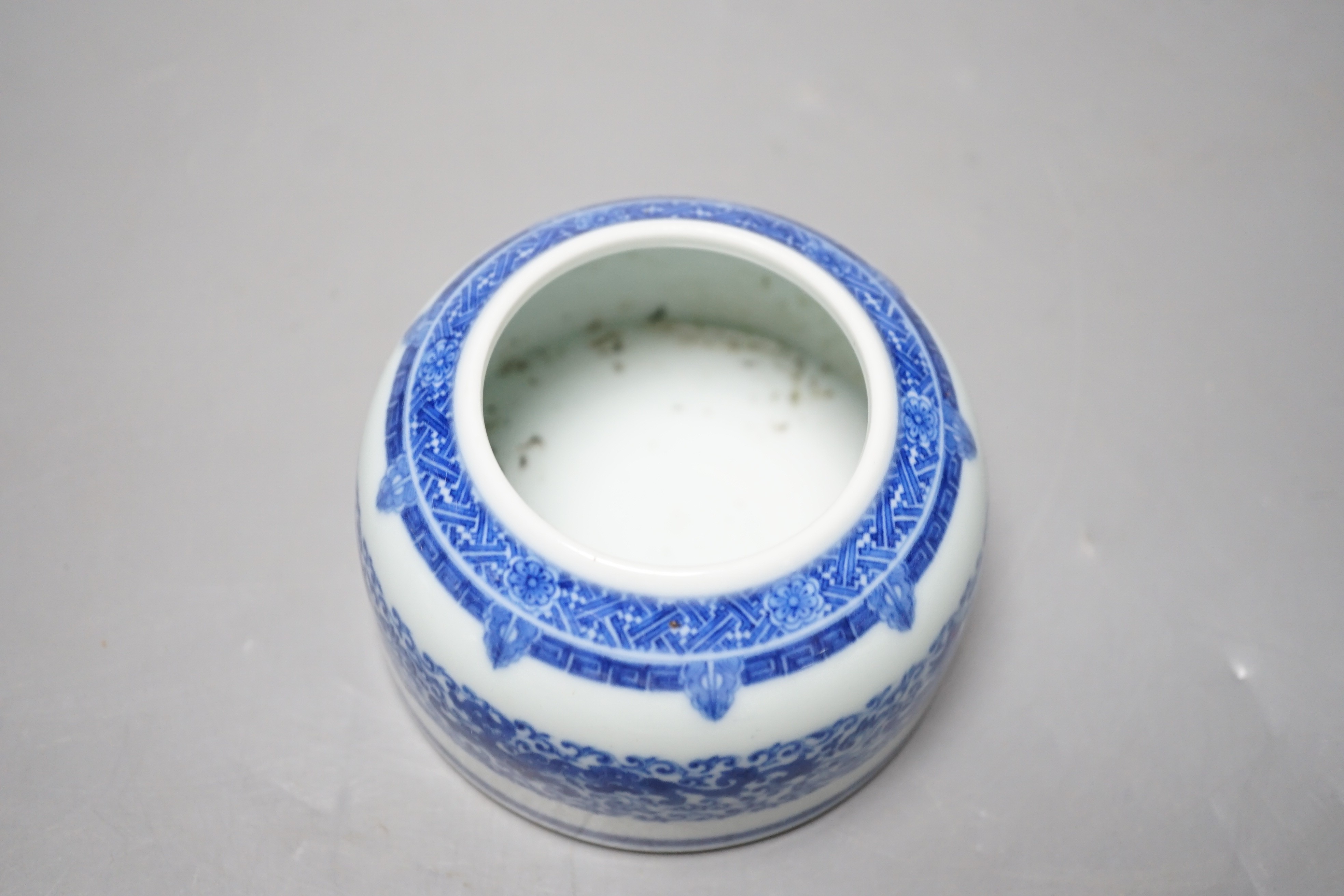 A Chinese blue and white beehive shaped water pot, 9.5cm diameter